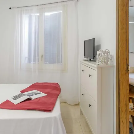 Apartamento De Tres Dormitorios Cerca Del Mar Apartment Tossa de Mar